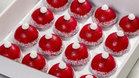 Kerstmuts, framboos bavarois