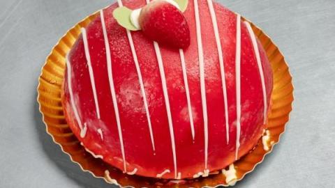 IJsbombe van aardbei en Griekse yoghurt