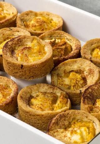 Appelfleur - appel, ananas, gele room en kaneel met een bodem van sloffendeeg