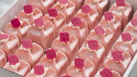 Kasteeltje van marsepein met zachte crème