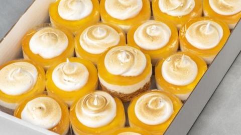 Meringue lemon cheesecake met sloffendeeg bodem