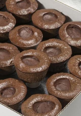 Warm chocolade lava dessert