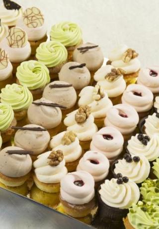 Petit four botercrème